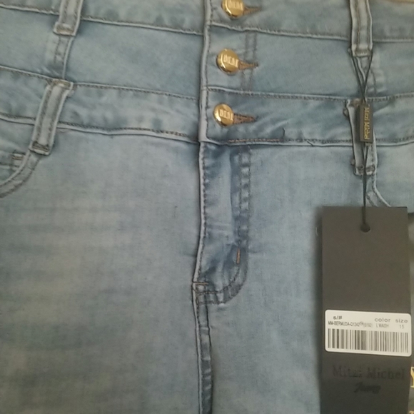 Colombian shorts/ bermuda - Picture 2 of 5